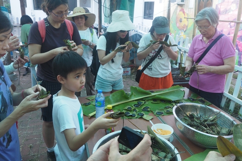 植物資源工作坊 - 傳統雞屎藤茶果製作